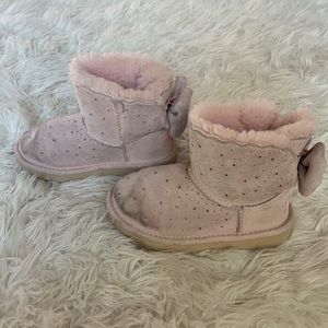 Girls Ugss- size 11